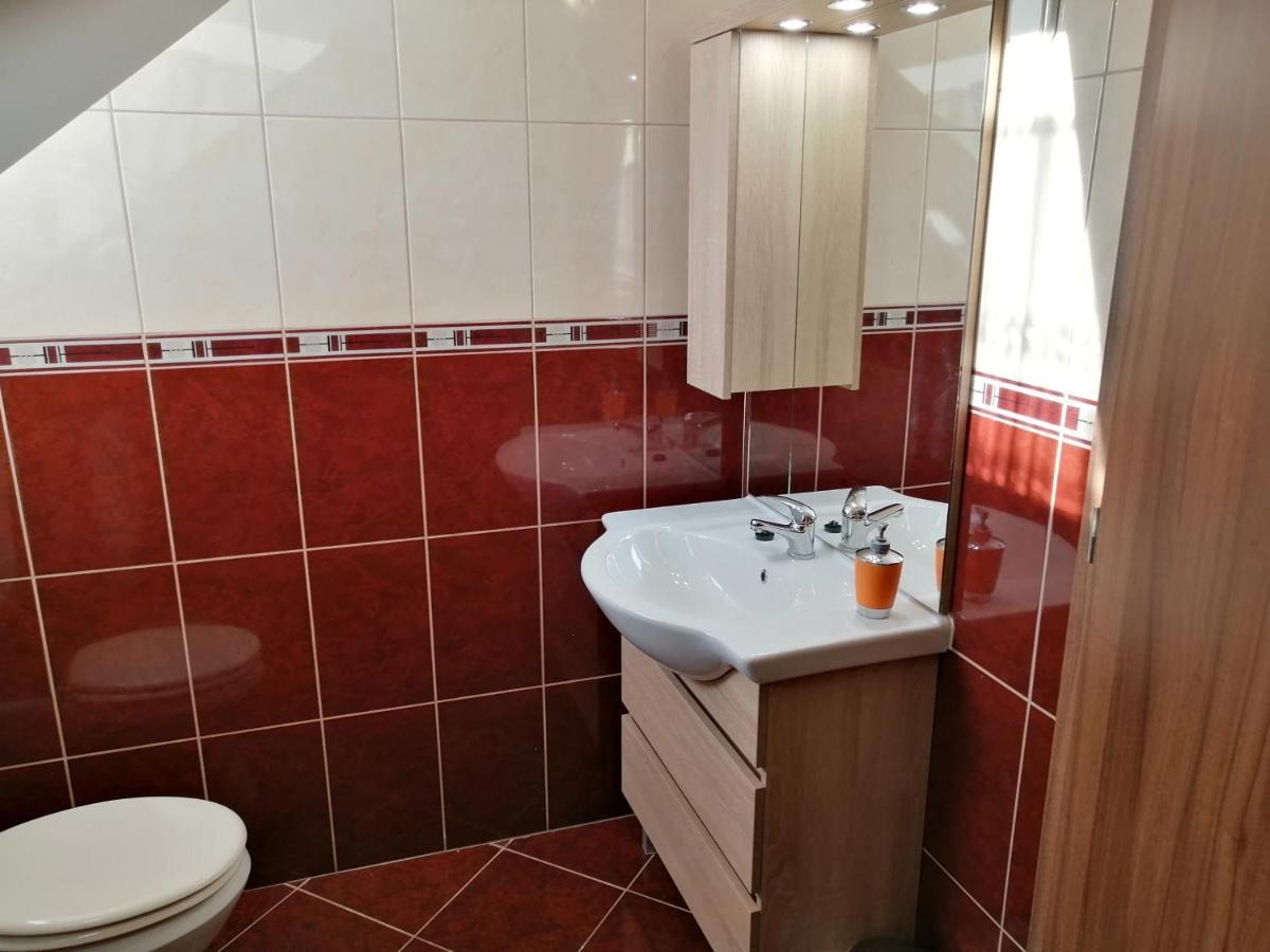 Csipkehaz Apartman Cserkeszolo Exterior photo