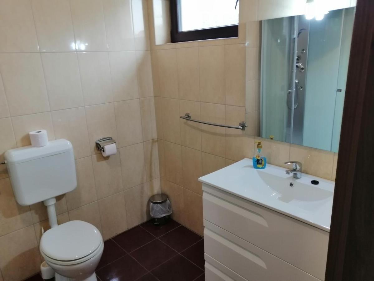Csipkehaz Apartman Cserkeszolo Exterior photo